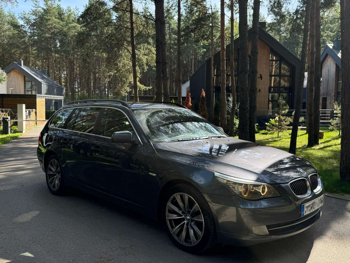 BMW 525, 3.0 l., Универсал