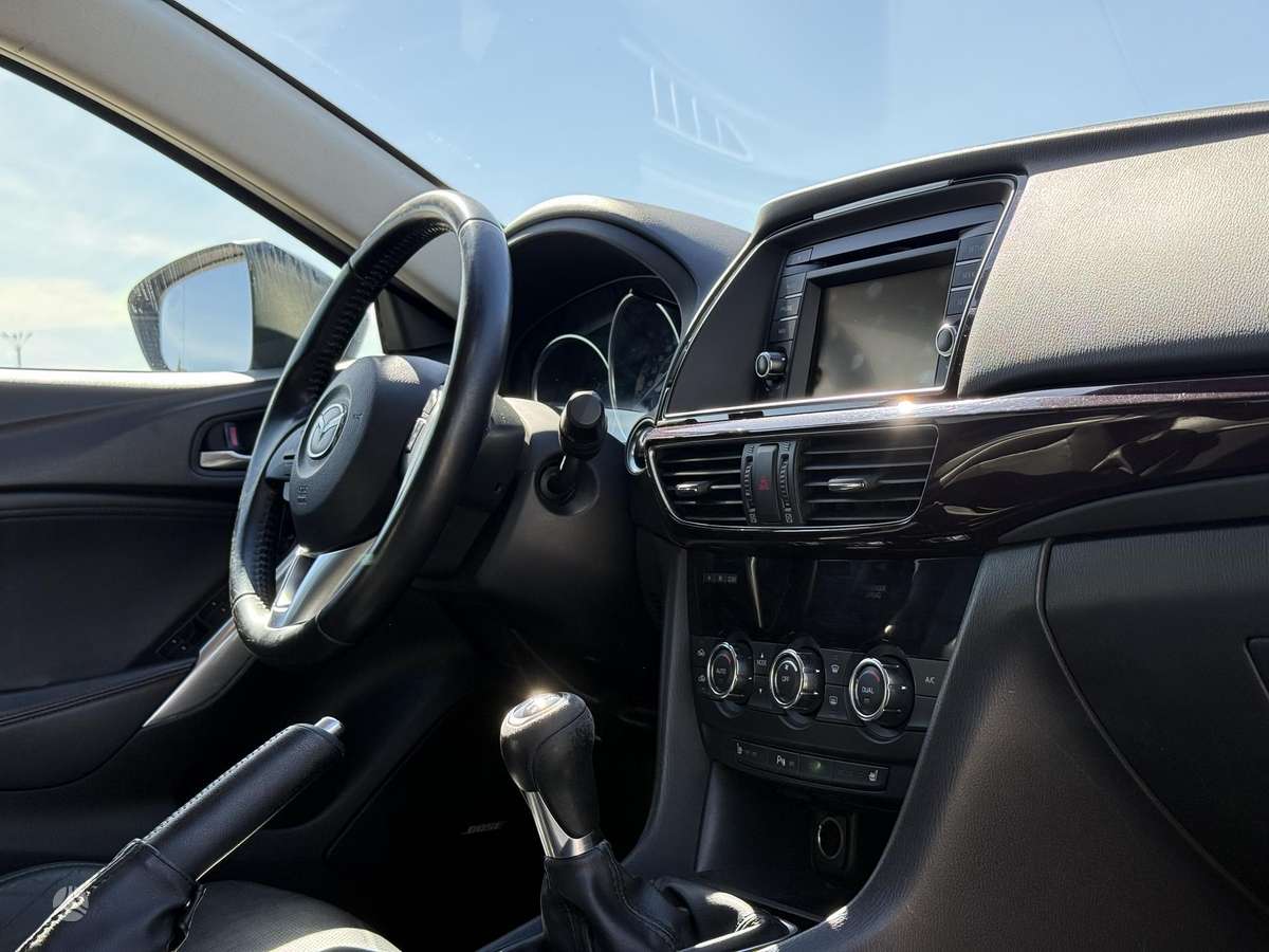 Mazda 6, 2.2 l., wagon