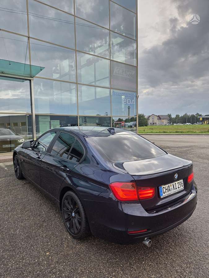 BMW 320, 2.0 l., Седан