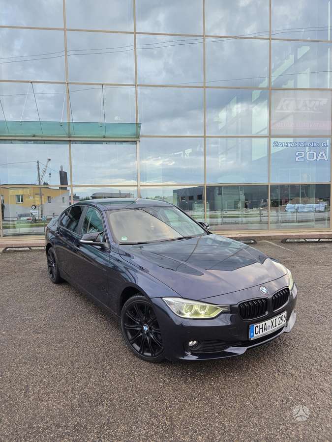 BMW 320, 2.0 l., Седан