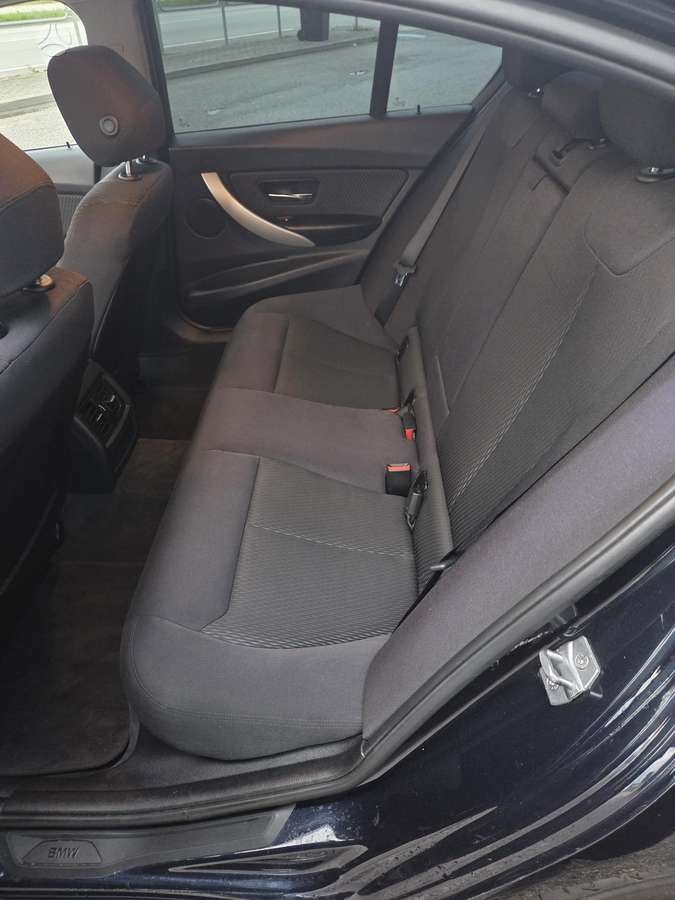 BMW 320, 2.0 l., Седан