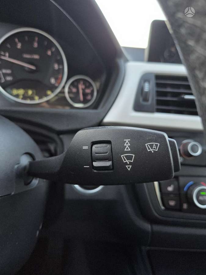 BMW 320, 2.0 l., Седан