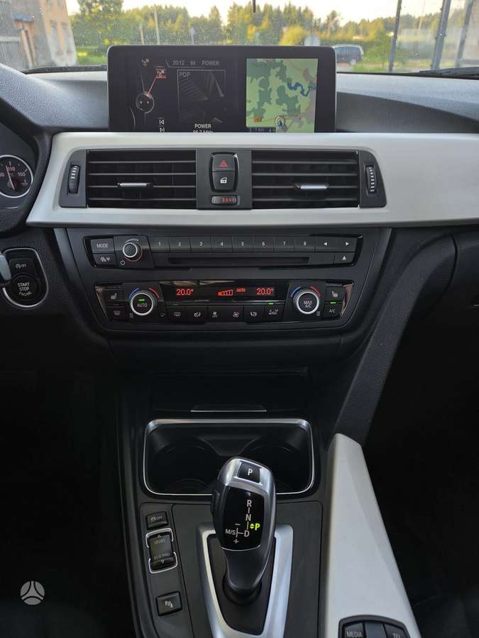 BMW 320, 2.0 l., Седан