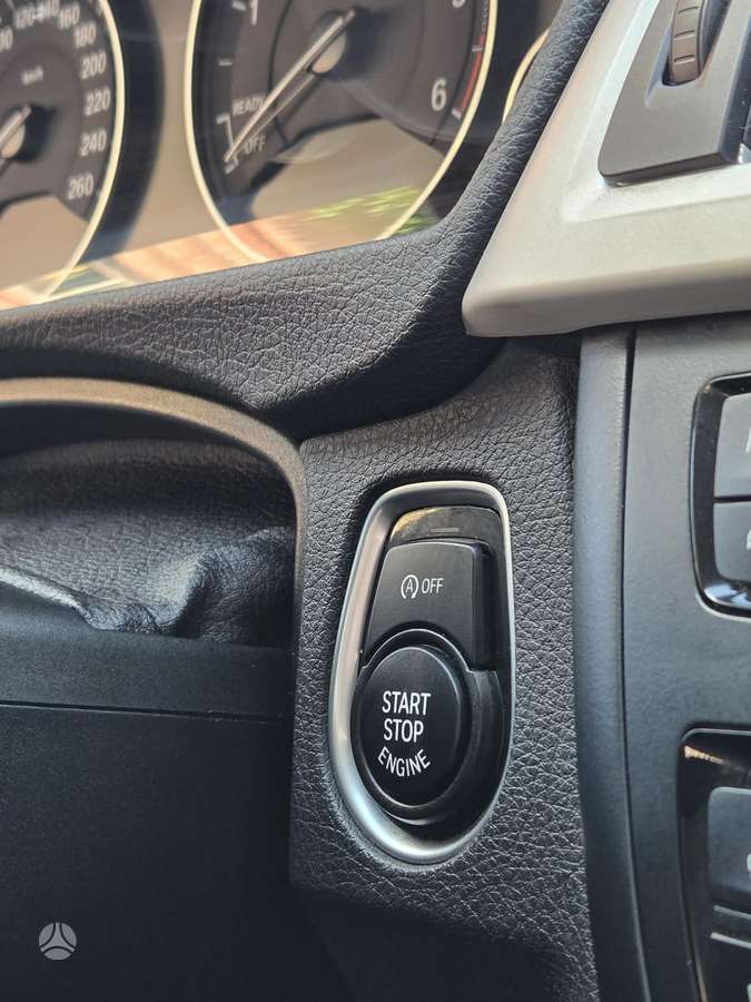 BMW 320, 2.0 l., Седан