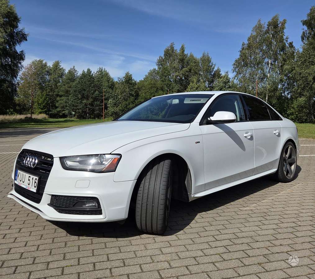 Audi A4 - 1