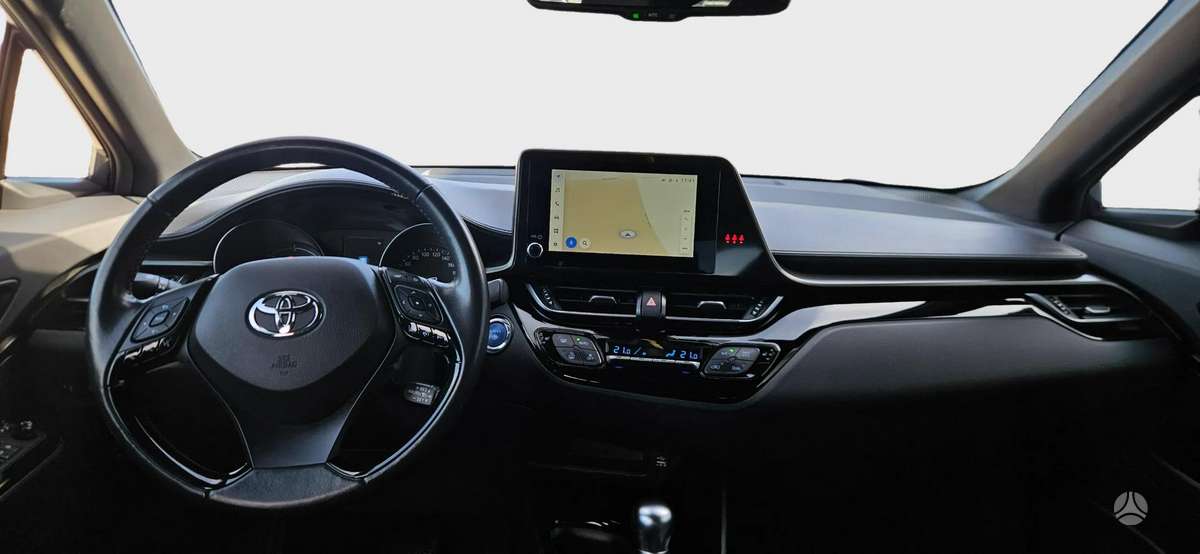 Toyota C-HR - 9