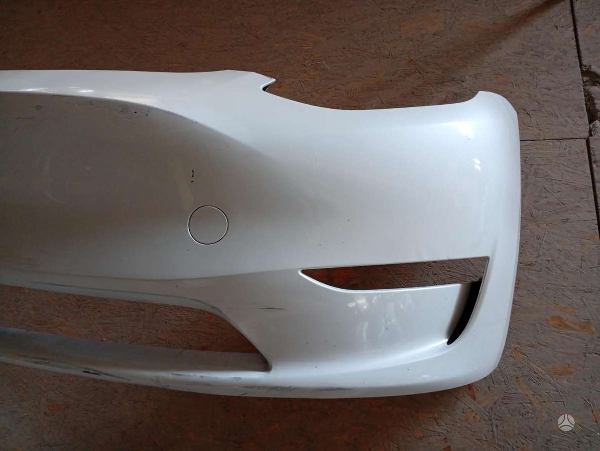 Tesla Model Y бамперы (буфера), двери