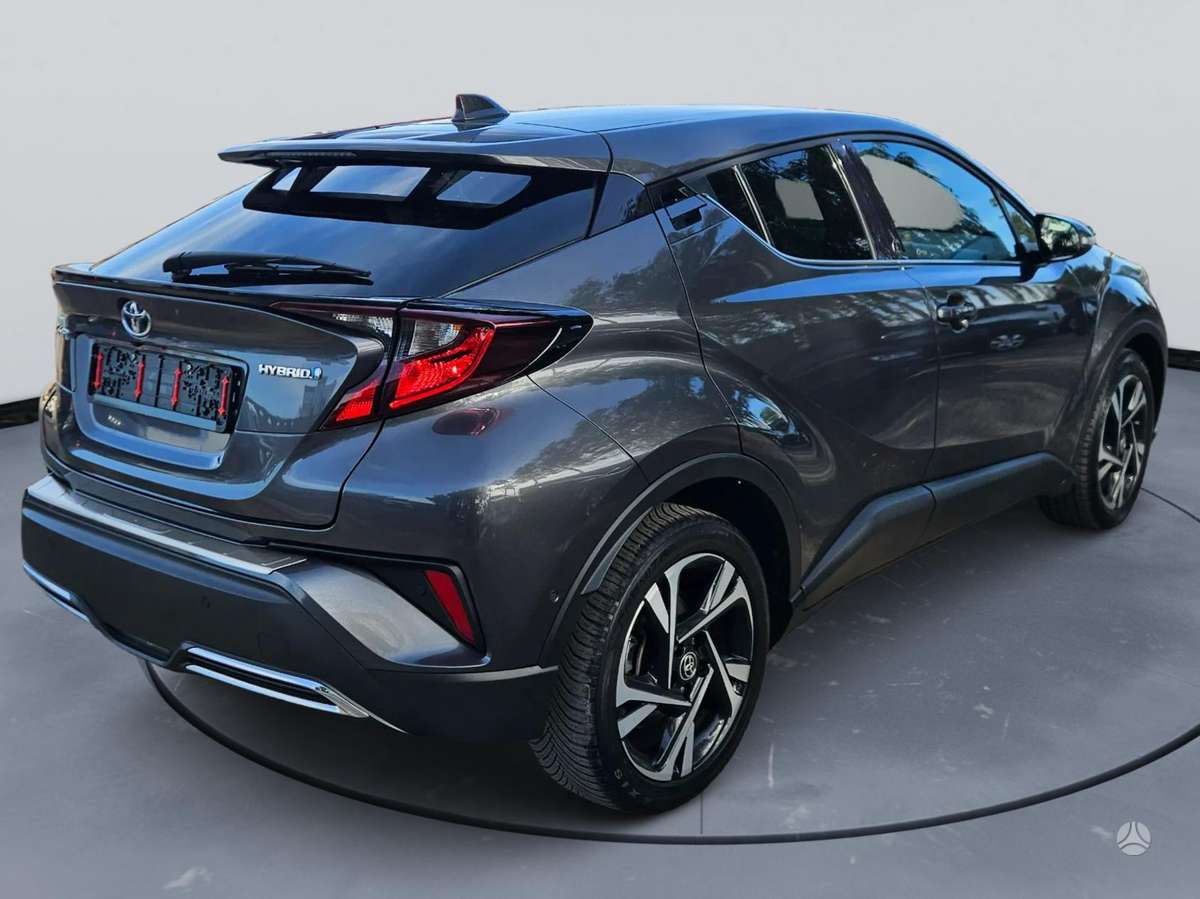 Toyota C-HR - 5