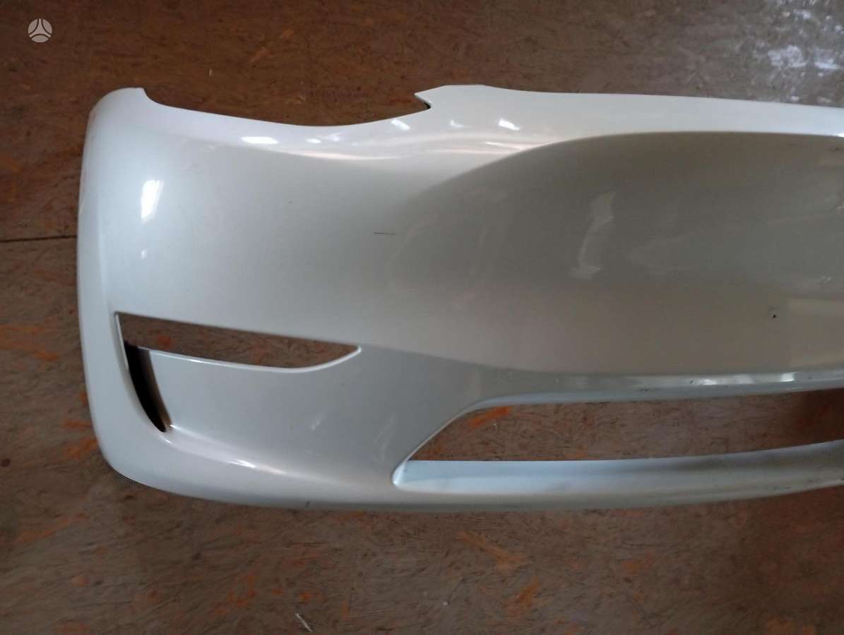 Tesla Model Y bumpers, doors
