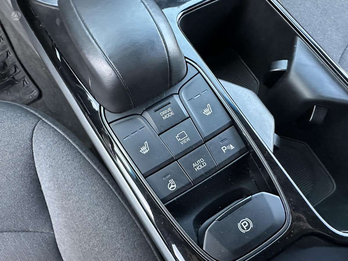 Hyundai IONIQ, coupe