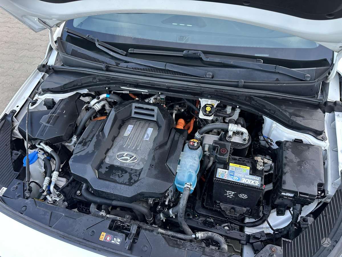 Hyundai IONIQ, coupe
