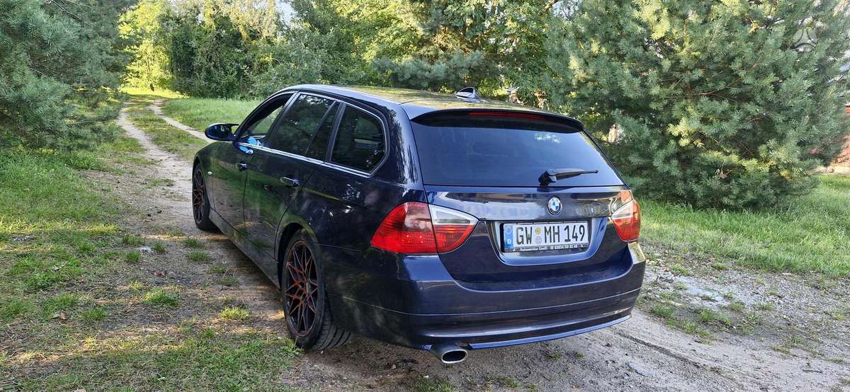BMW 320, 2.0 l., wagon