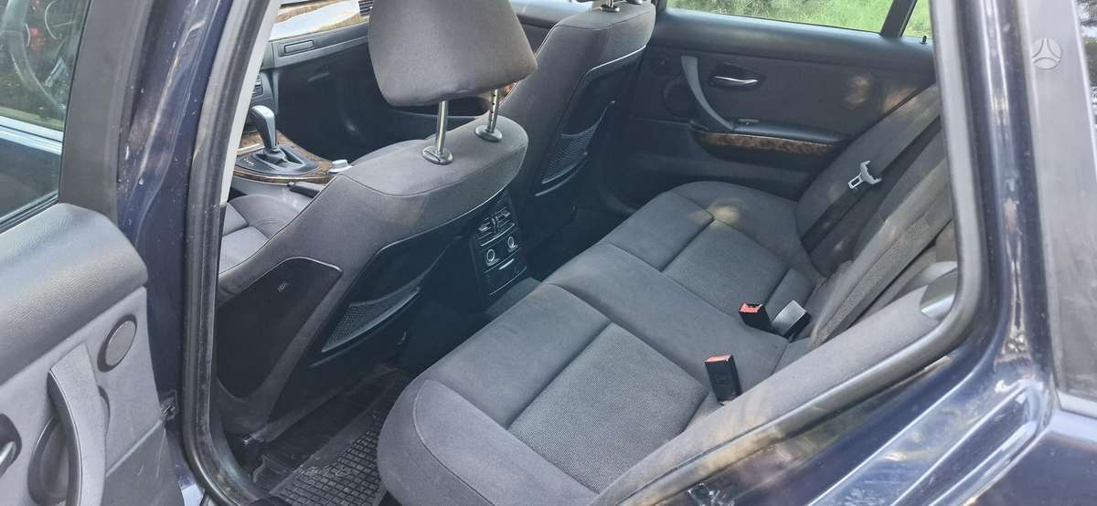 BMW 320, 2.0 l., wagon