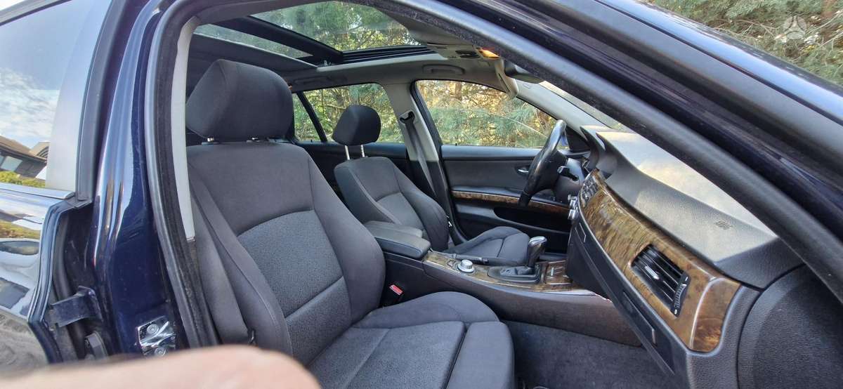 BMW 320, 2.0 l., wagon