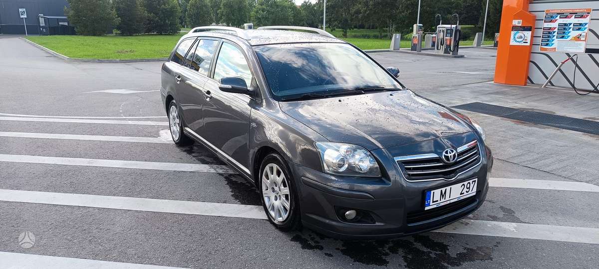 Toyota Avensis - 3