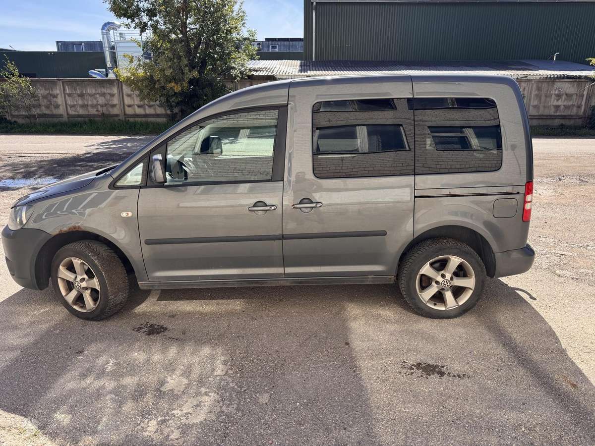 Volkswagen Caddy - 4