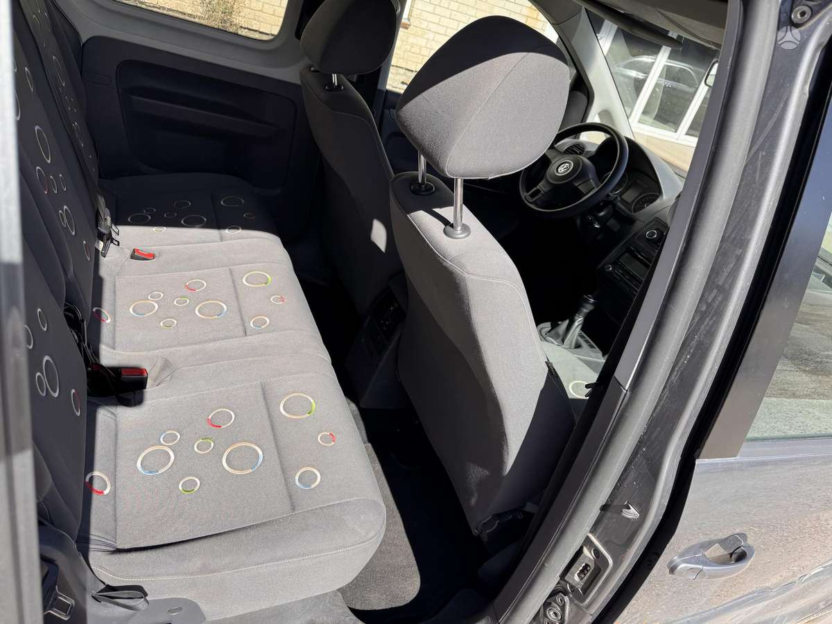 Volkswagen Caddy - 9