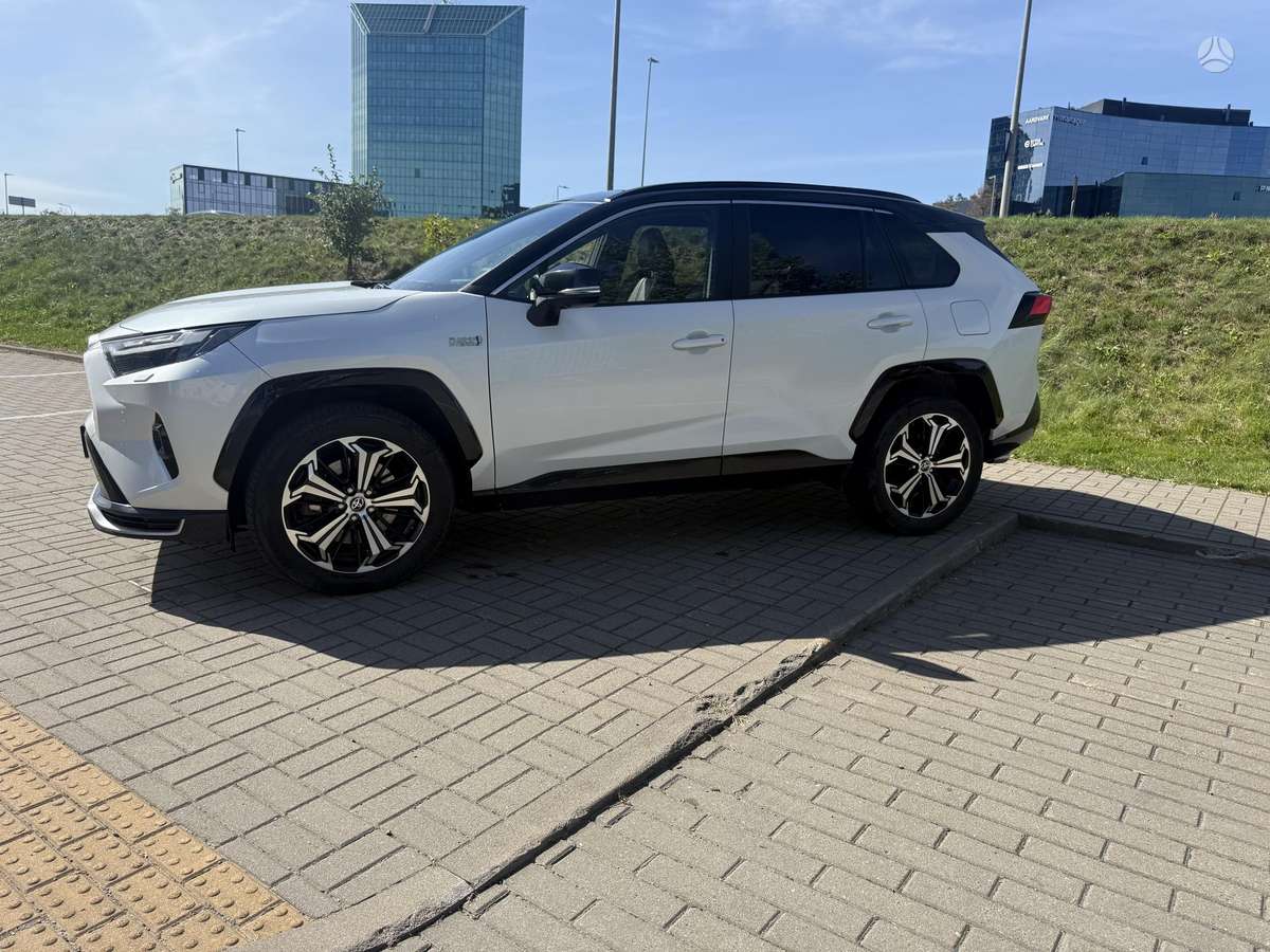 Toyota RAV4 - 2