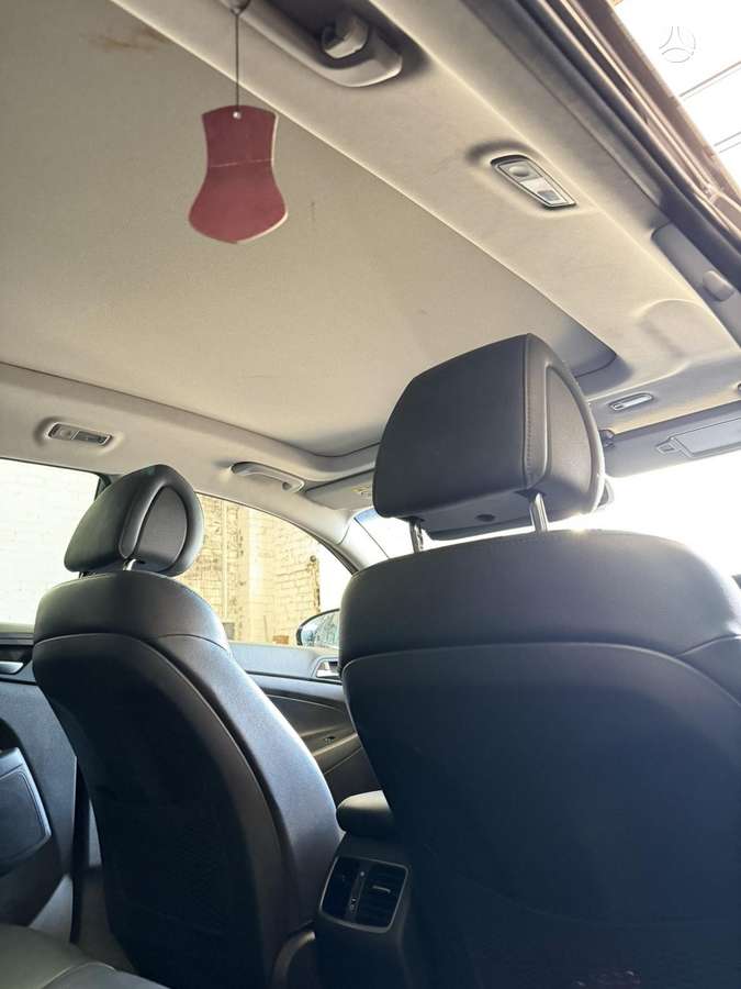 Hyundai Tucson dalimis. Spalvos kodas xn3
