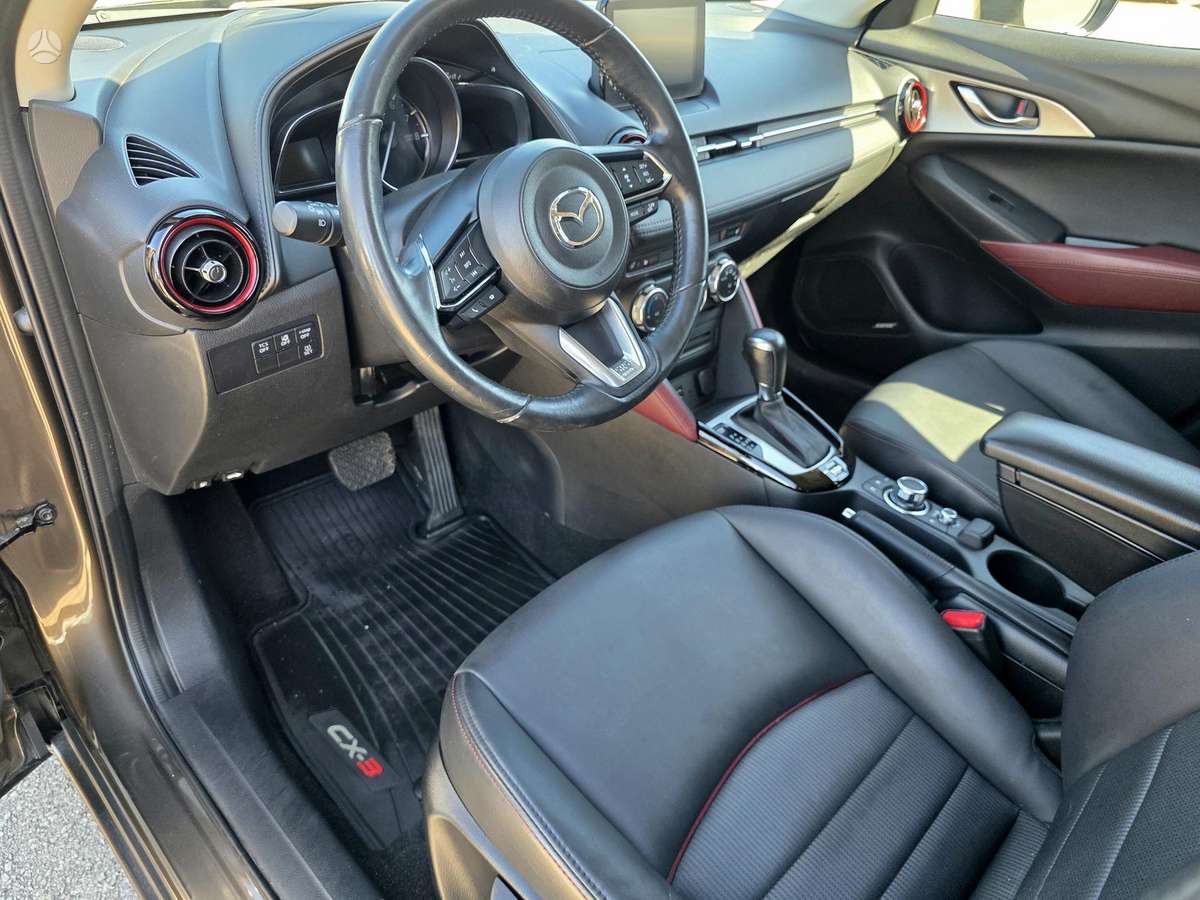 Mazda CX-3, 2.0 l., Внедорожник / Кроссовер