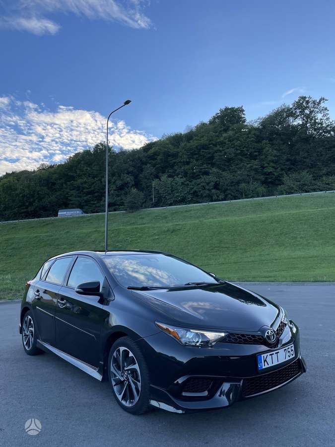 Toyota Corolla, 1.8 l., hatchback
