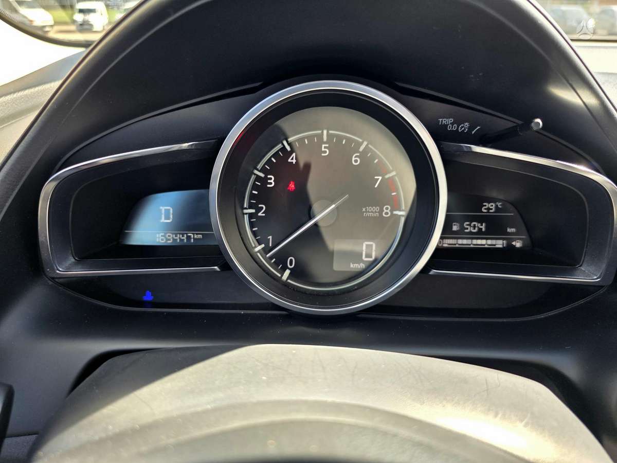 Mazda CX-3, 2.0 l., off-road / crossover
