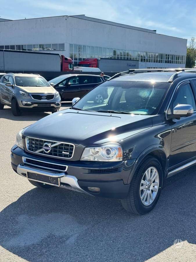 Volvo XC90 - 2