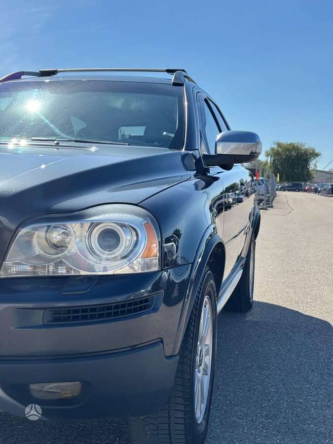 Volvo XC90 - 8