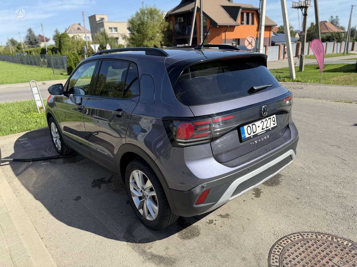 Volkswagen T-Cross - 4