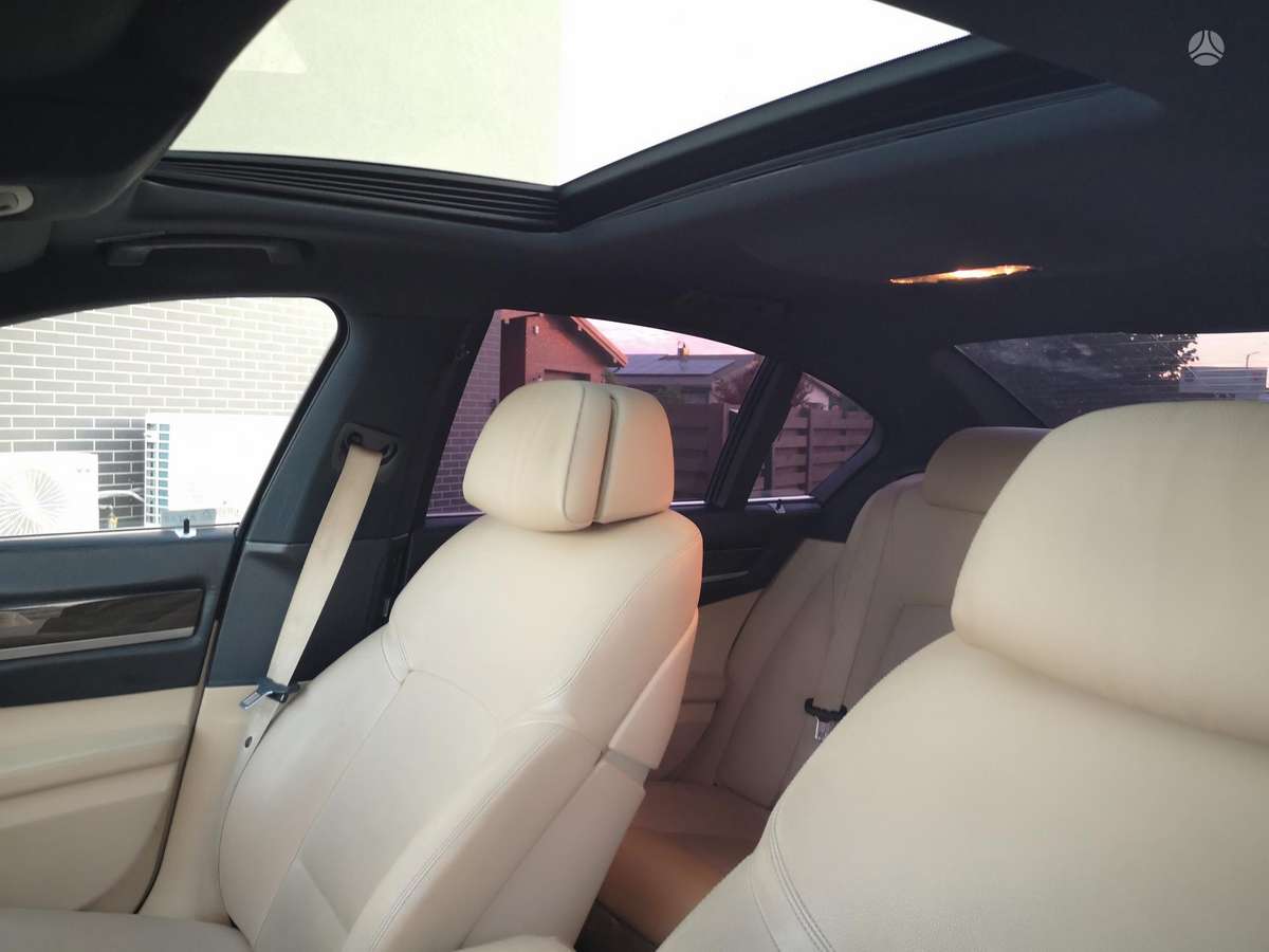 BMW 730, 3.0 l., Седан