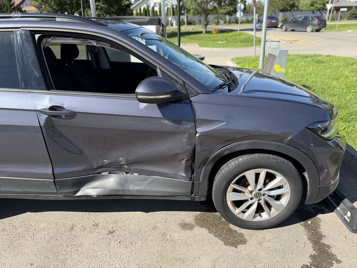 Volkswagen T-Cross - 7