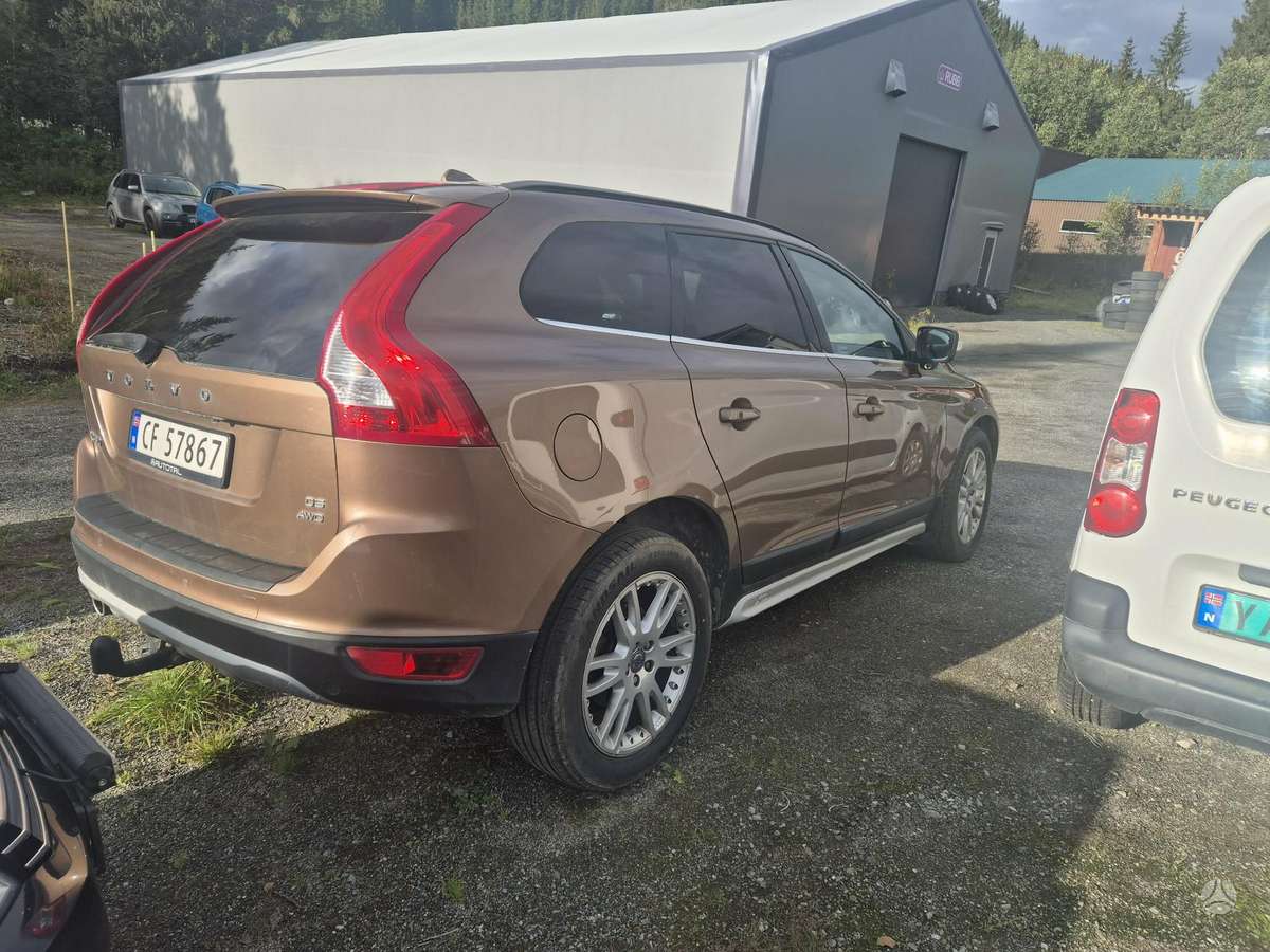 Volvo XC60 - 2