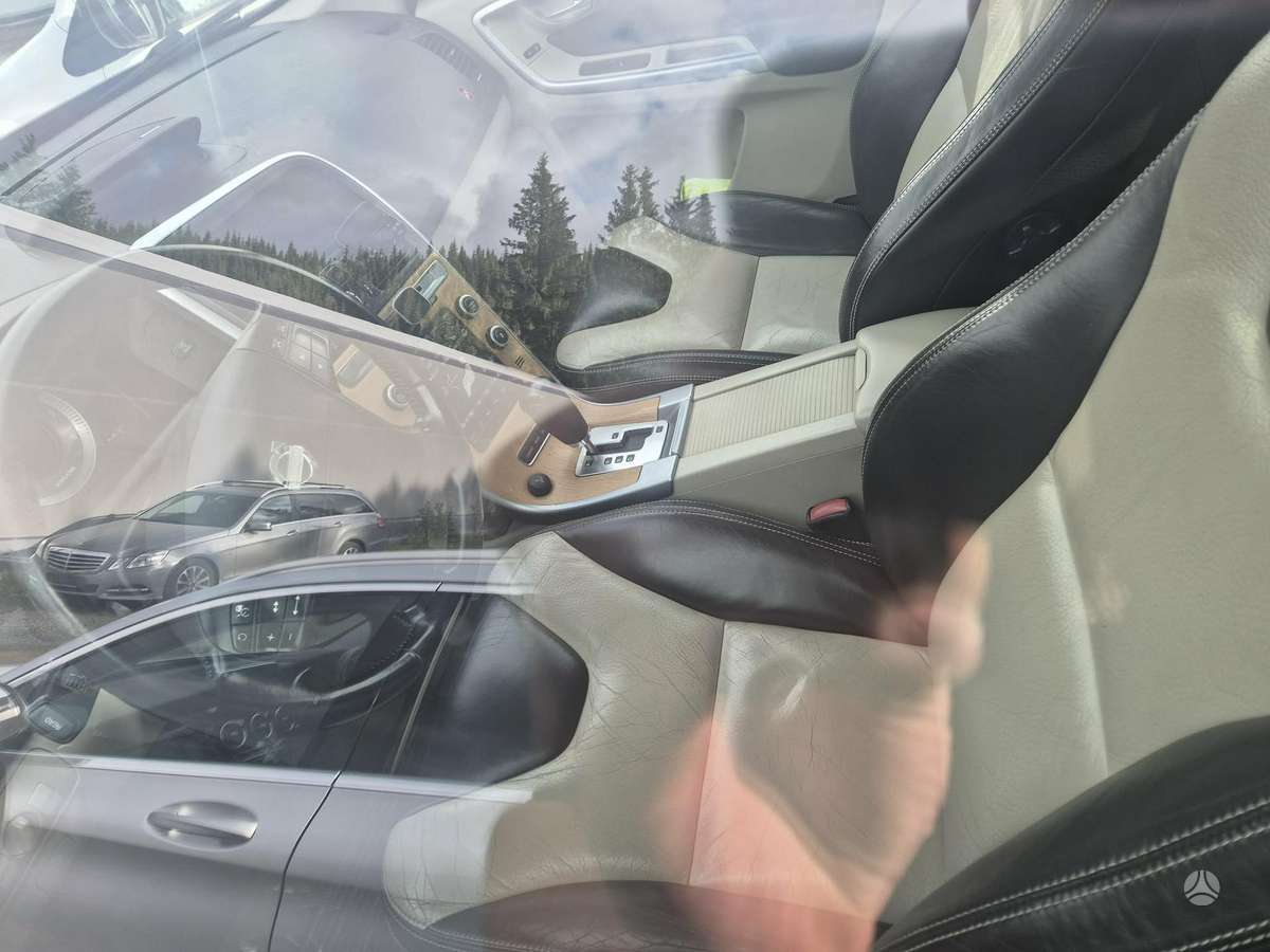 Volvo XC60 - 6