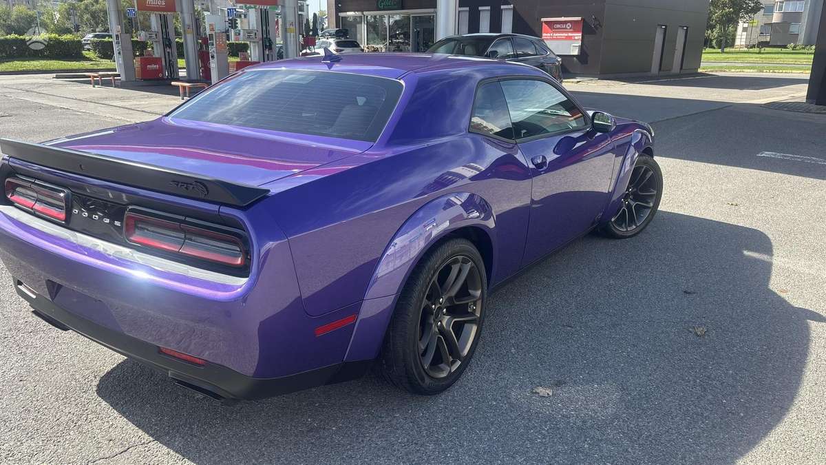 Dodge Challenger, 6.2 l., Седан