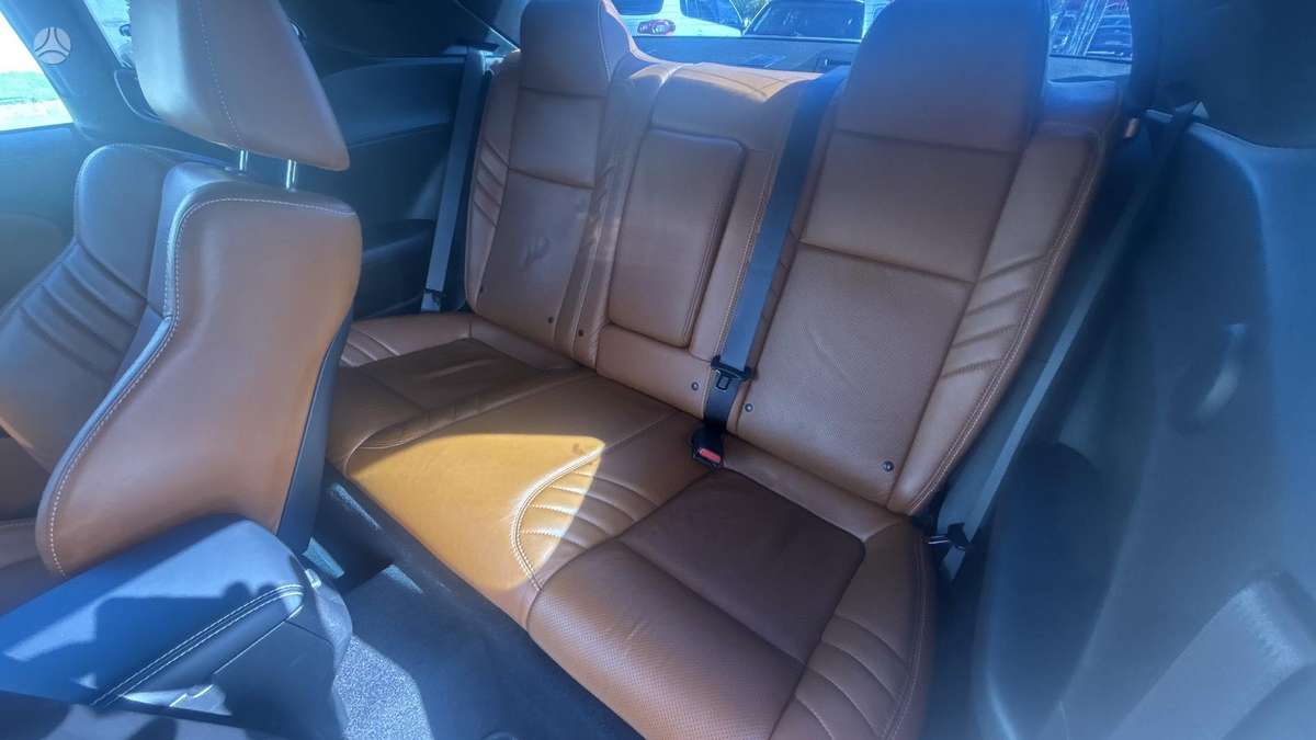 Dodge Challenger, 6.2 l., Седан