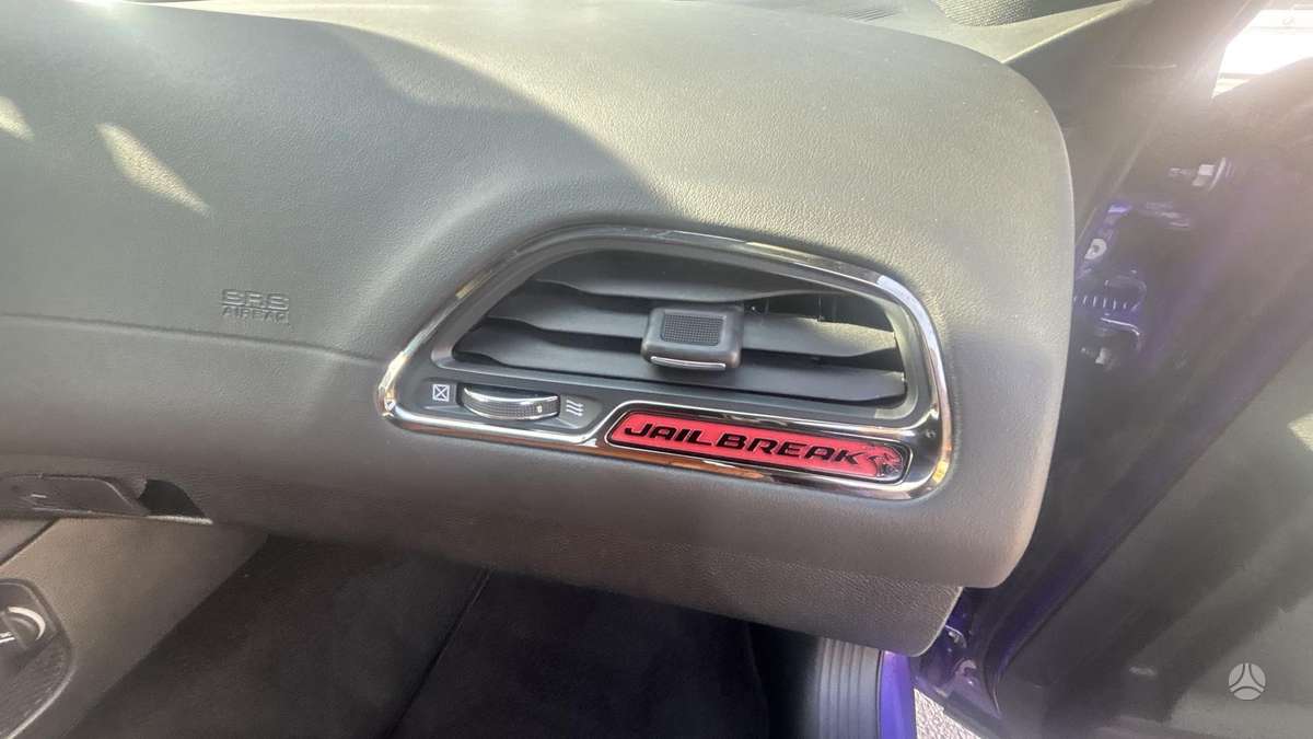Dodge Challenger, 6.2 l., Седан
