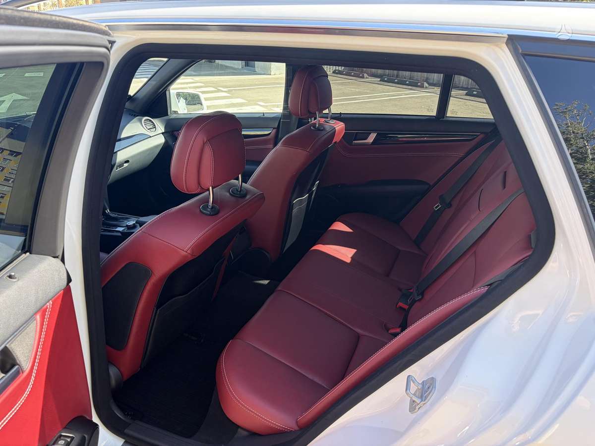 Mercedes-Benz C220, wagon
