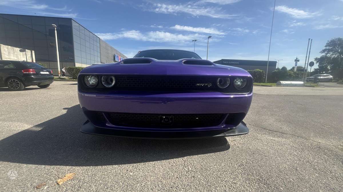 Dodge Challenger, 6.2 l., Седан