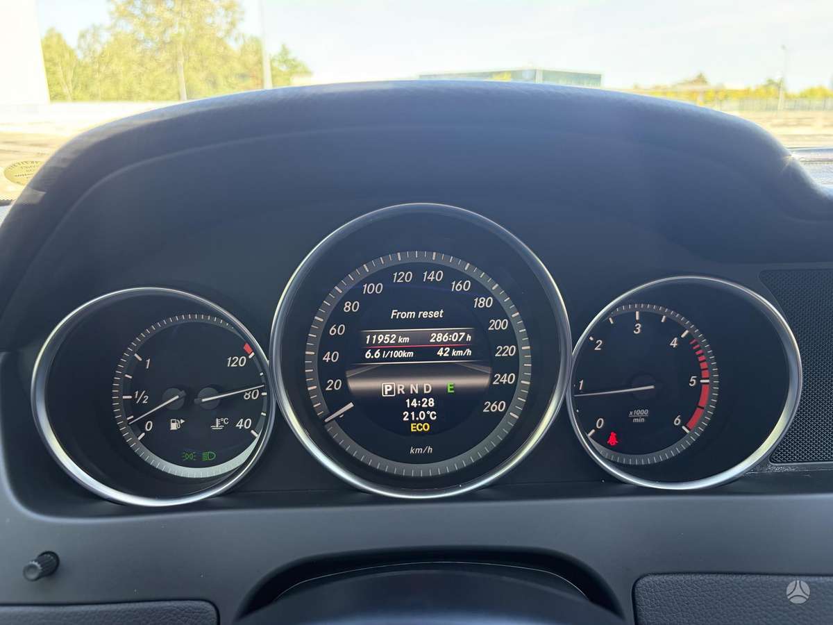 Mercedes-Benz C220, wagon