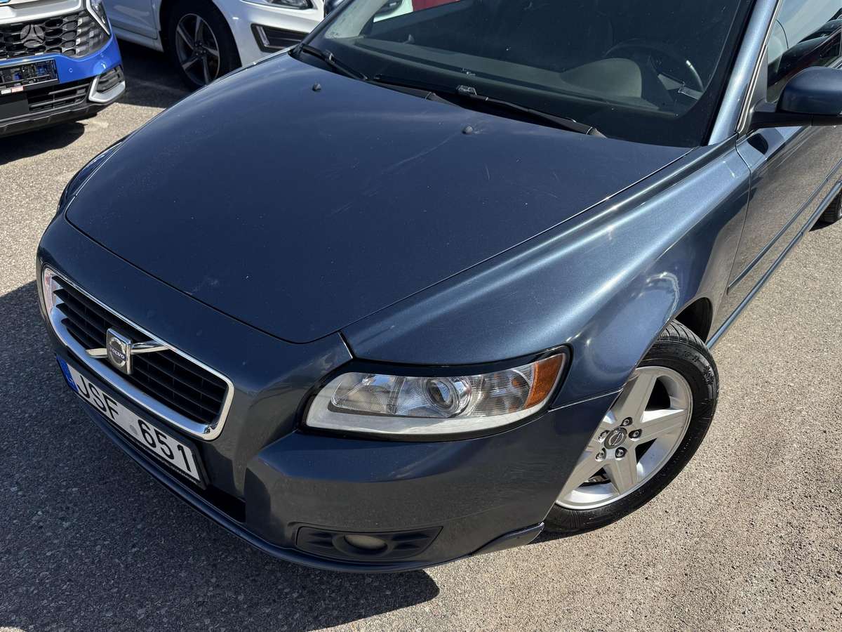 Volvo V50 - 4