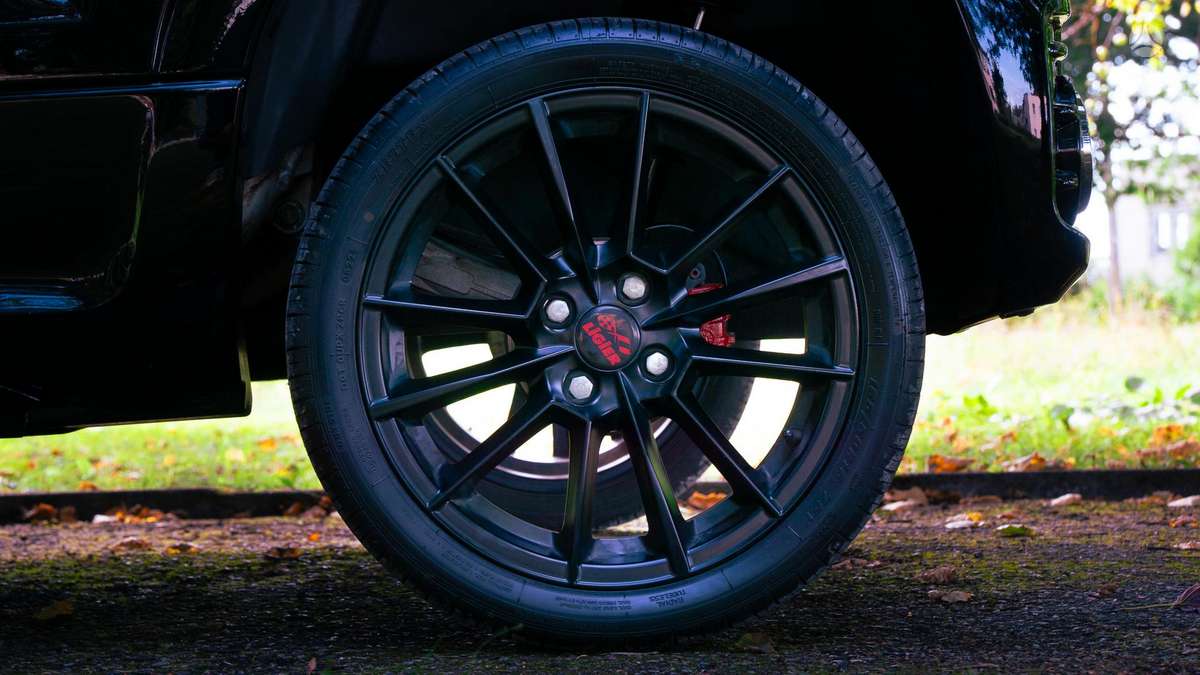 Ligier JS60, 0.5 l., hatchback
