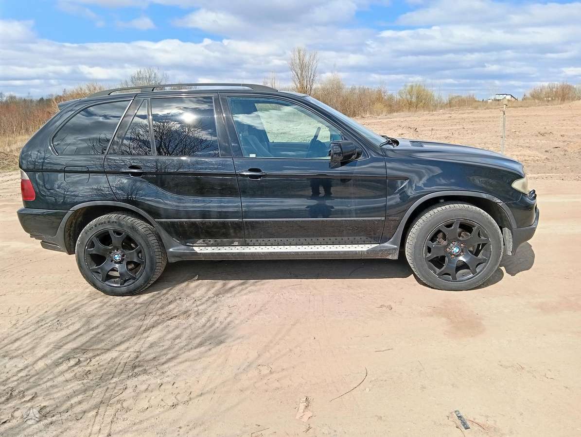 BMW X5, 3.0 l., Минивэн