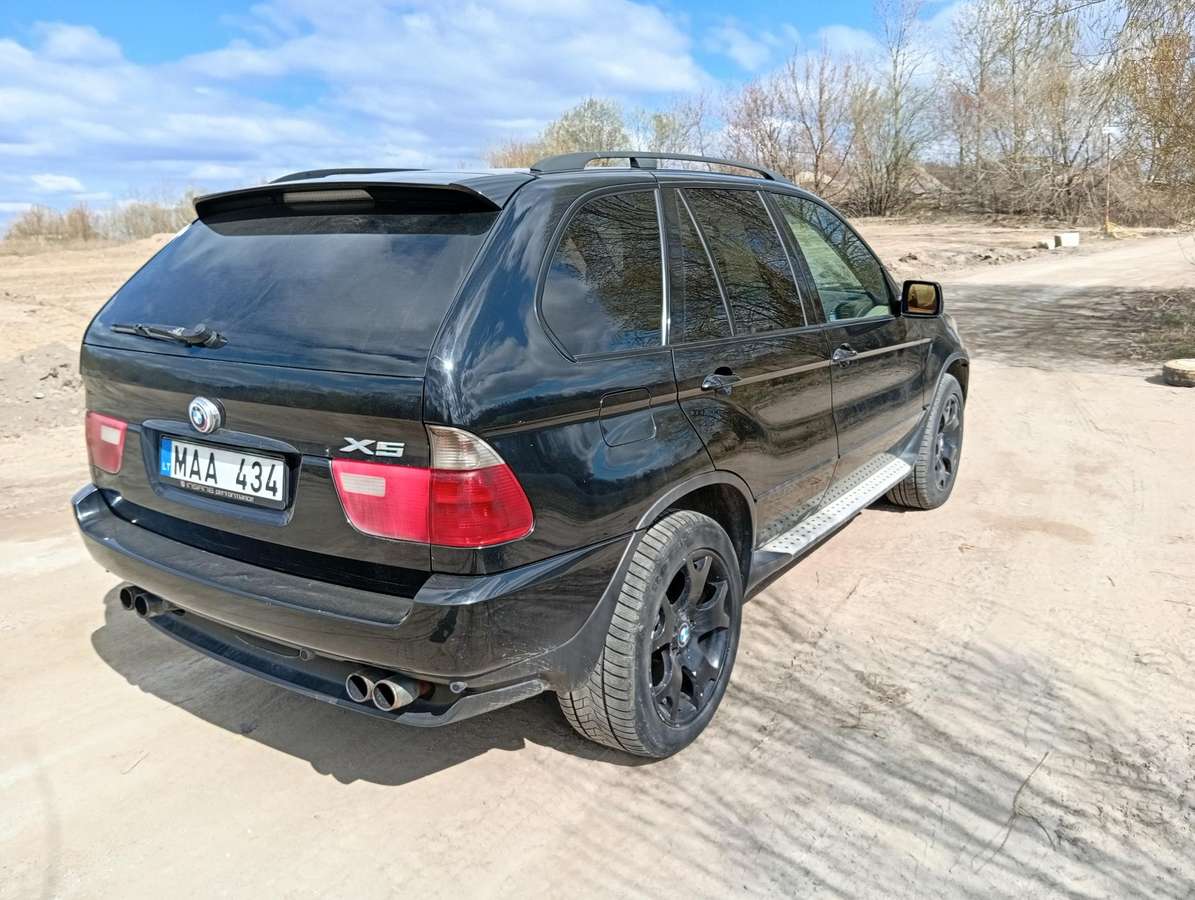 BMW X5, 3.0 l., Минивэн