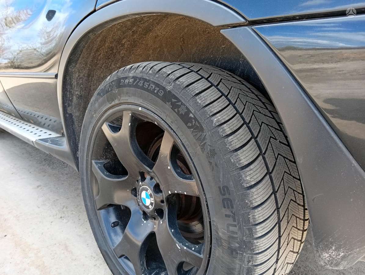 BMW X5, 3.0 l., Минивэн