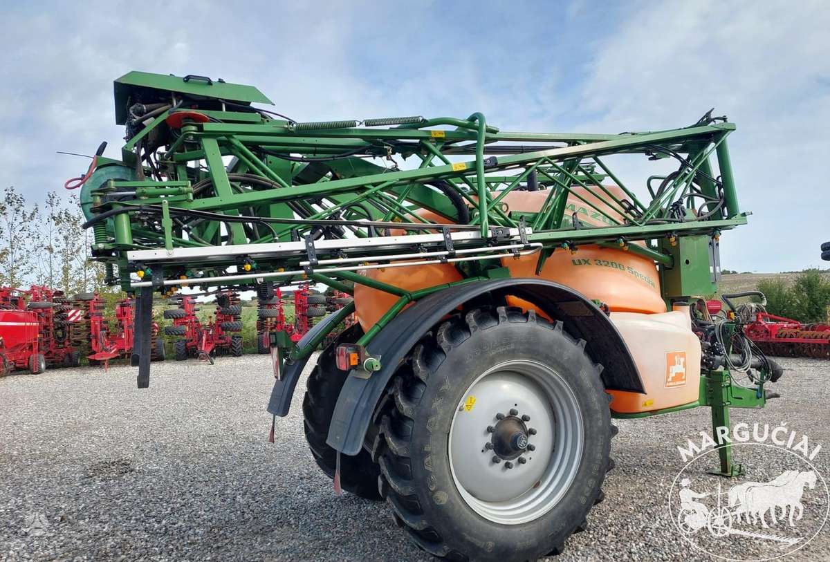 Amazone UX 3200 Special, 3200 ltr, 24, sprayers