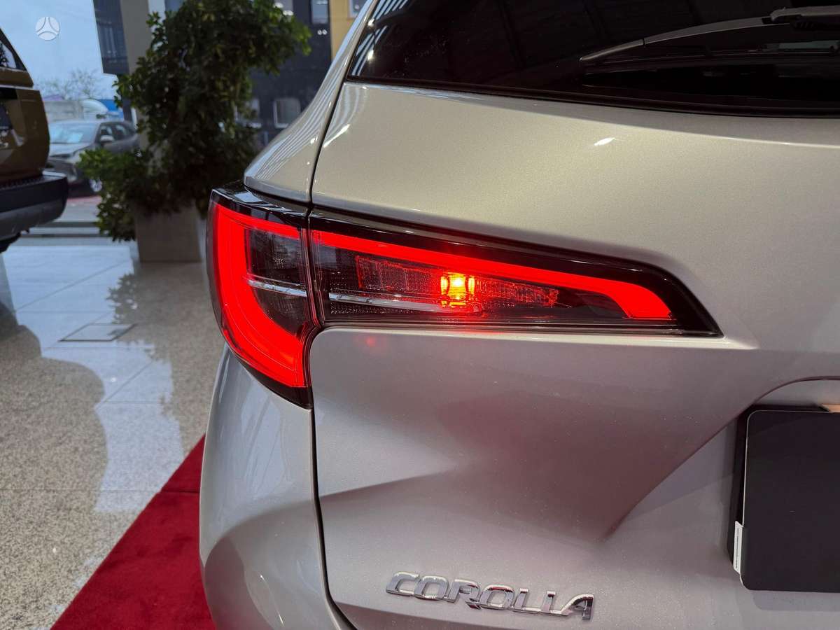 Toyota Corolla - 9