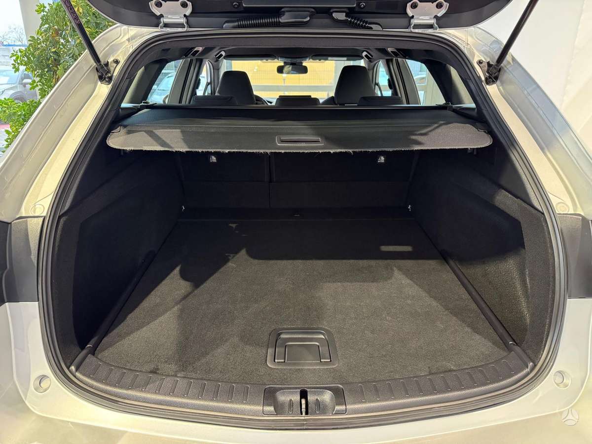 Toyota Corolla - 10