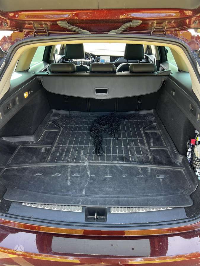 Opel Insignia, 1.6 l., Универсал