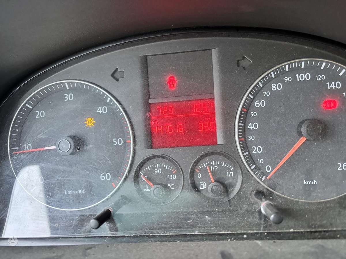 Volkswagen Caddy - 6
