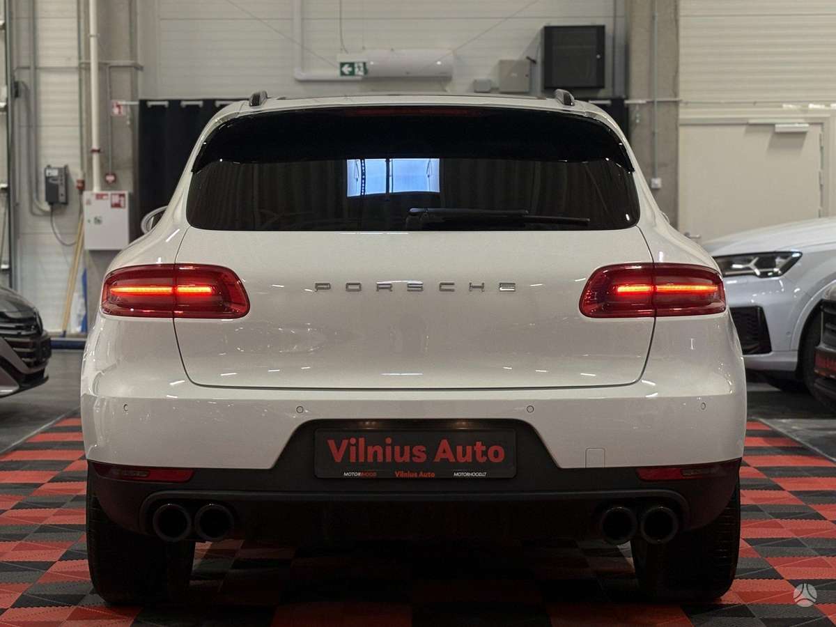 Porsche Macan, 2.0 l., Внедорожник / Кроссовер